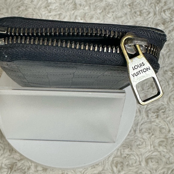 Authentic Louis Vuitton Damier Infini Zippy Black Long Wallet - Picture 14 of 17